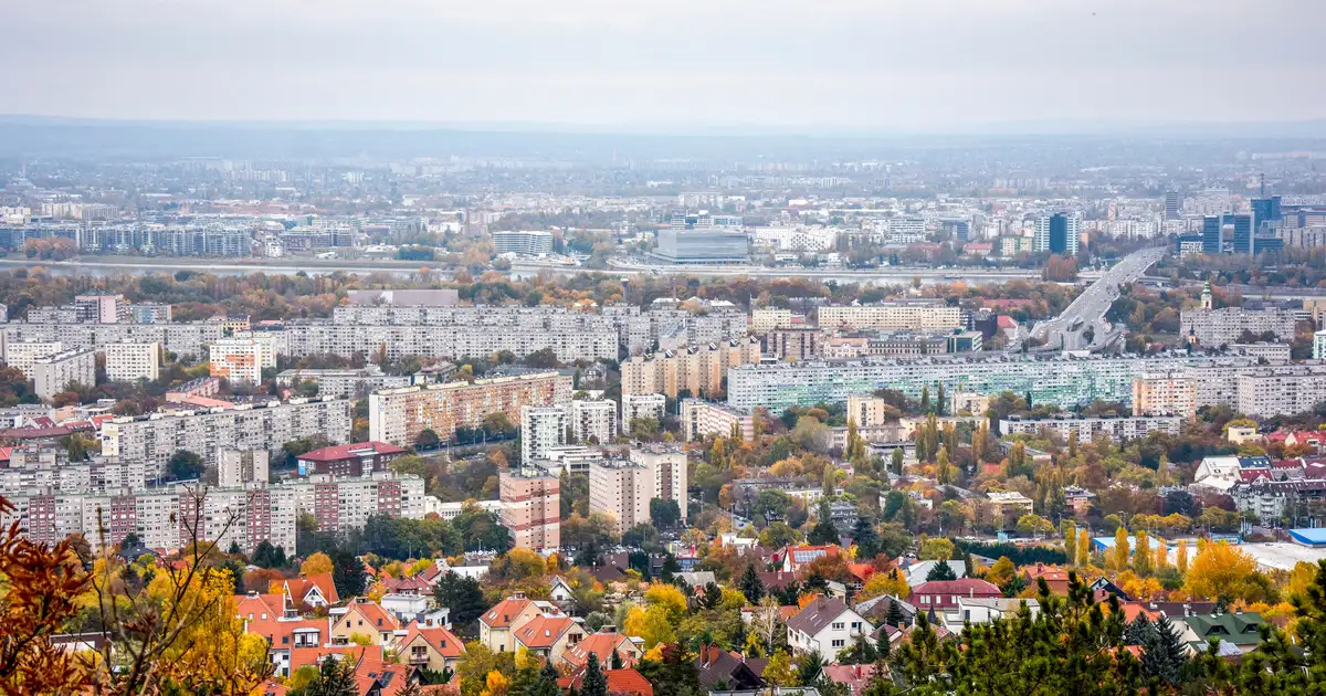 A képviselők lakhatása havonta 30 millióba kerül, a tiszások fizetnek a legtöbbet