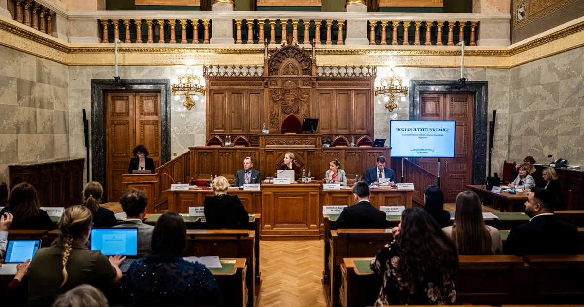 A vizsgálóbizottság elnöke Orbán Viktor meghallgatását kezdeményezte