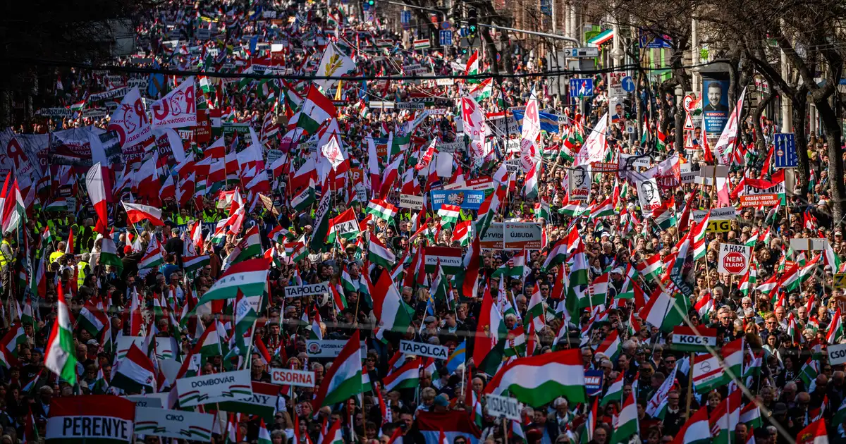 Bayer Zsolt utcára hívja a fideszes tábort, itt az újabb Békemenet időpontja