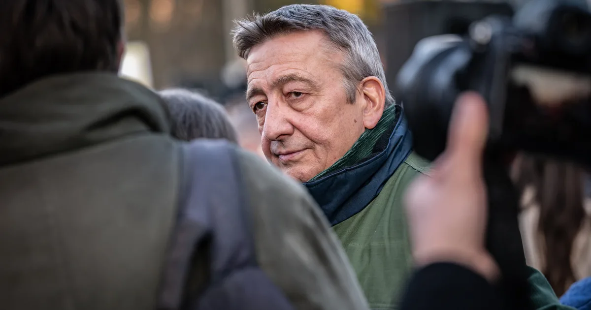 Bayer Zsolt üzent Leslie Mandokinak: Te sz*rjankó,