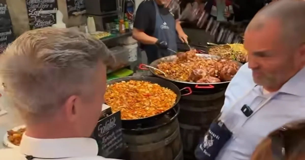 Borral öntötte le Magyar Pétert egy férfi Szekszárdon – videón az incidens