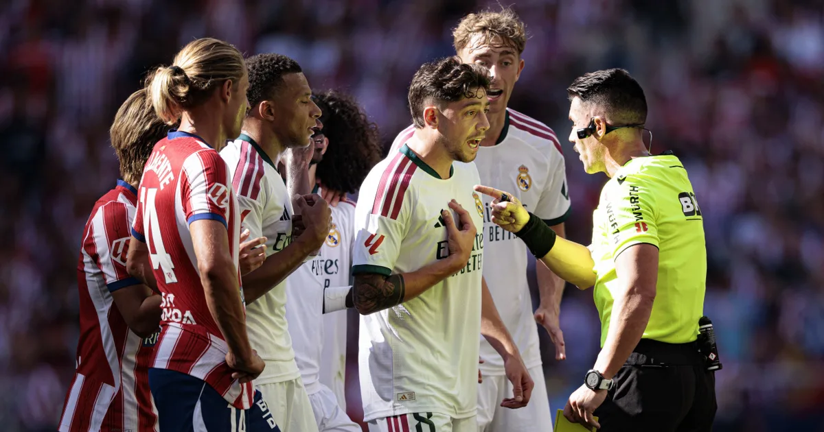 Eltilthatják a bírót, aki botrányosan teljesített a Real Madrid meccsén