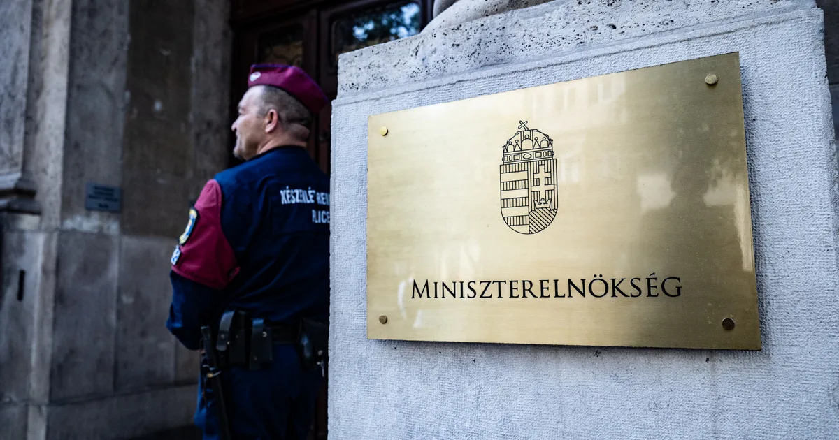 Feljelentést tett a Miniszterelnökség 455 milliós szerződések miatt