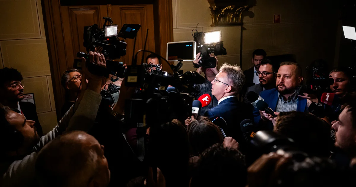 Fidesz még nem mond le Hankó Balázsról, de elveszítheti mandátumát