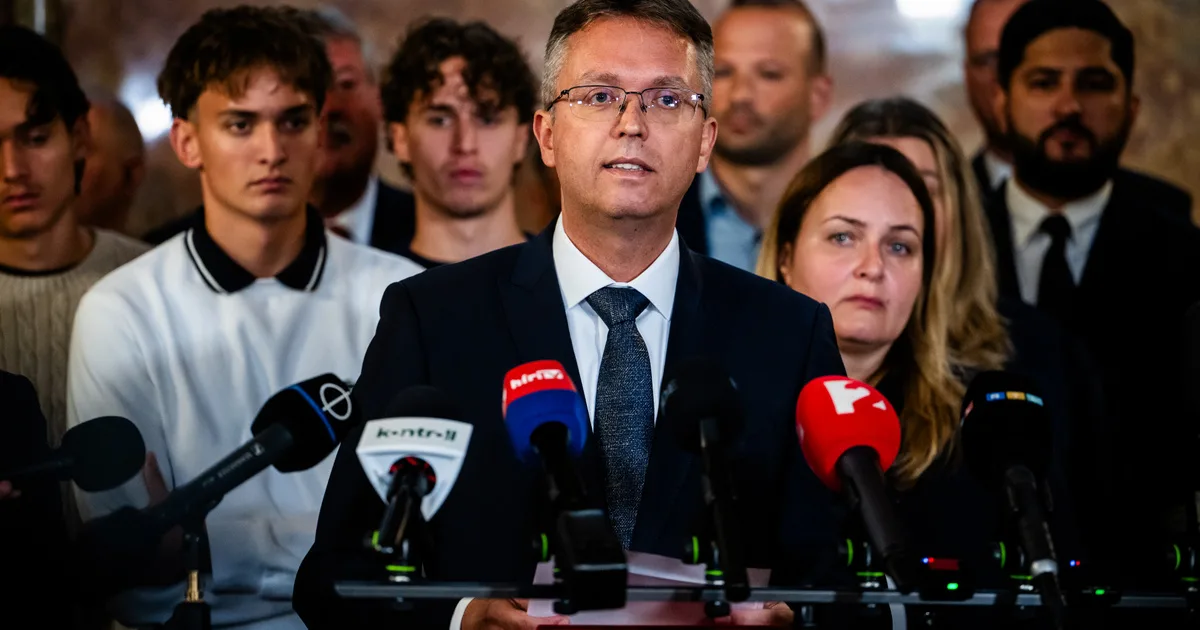 Hankó Balázs Facebook-oldala nyomtalanul eltűnt a nyilvánosság elől