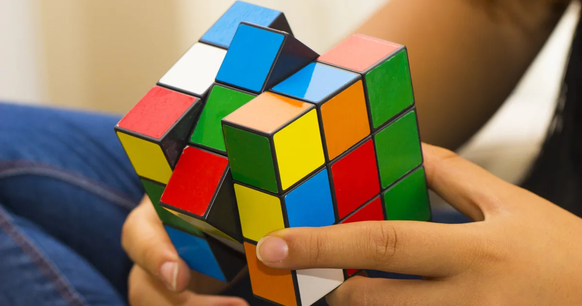 Hatéves csodagyerek döntött történelmi Rubik-kocka világcsúcsot