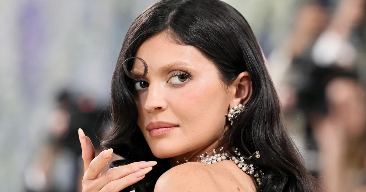 Kylie Jenner kezéhez vér tapad, de nem bánja