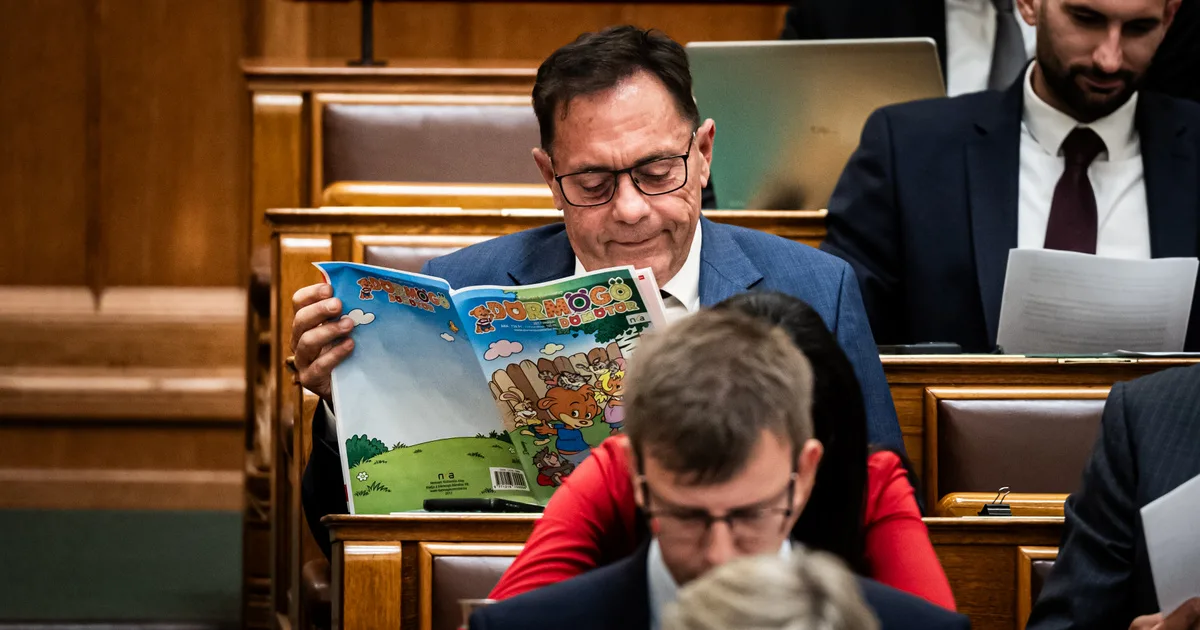 Parlament: felfüggesztették Kocsis, Pócs és Panyi mentelmi jogát