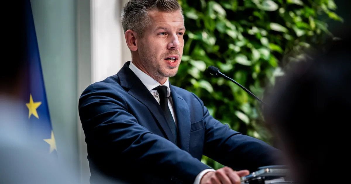 Rendkívüli bejelentést ígér Magyar Péter