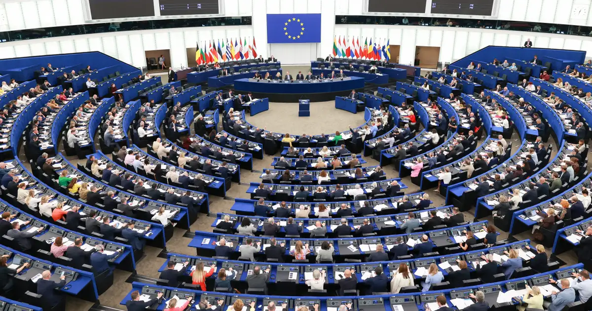 Tisza: Oroszország fenyegeti az európai demokráciát, a Fidesz szerint nem