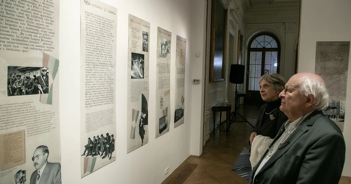 1956 kapcsán így viccelődtek egymás között az állambiztonságiak