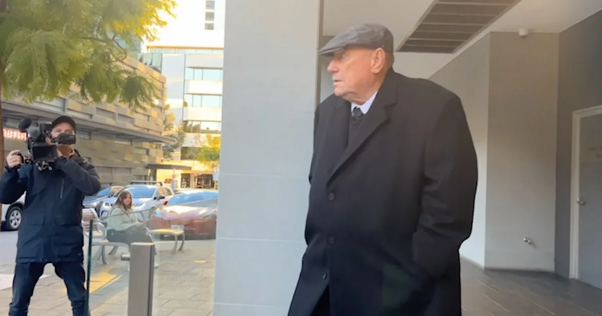 Börtönbe kerül a püspök, aki partikat rendezett, majd szexuálisan bántalmazott