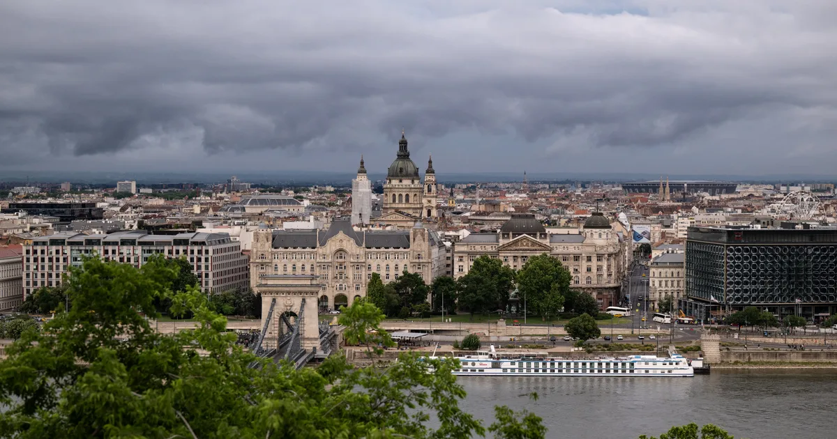 Borús, szeles hosszú hétvége, mindenszentekkor esővel