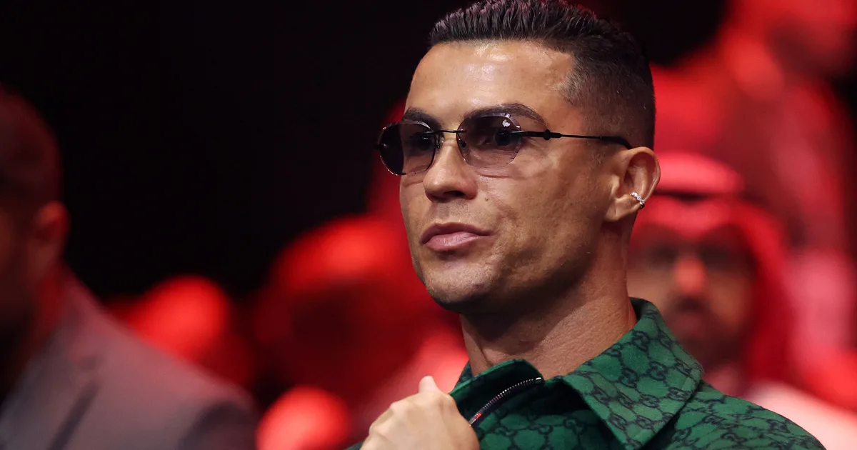 Cristiano Ronaldo az első sportoló, aki átlépte a milliárdos határt