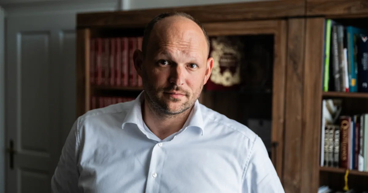 Hernádi Ádám az esztergomi uszoda-botrányról: Nem a felelősöket kell keresni