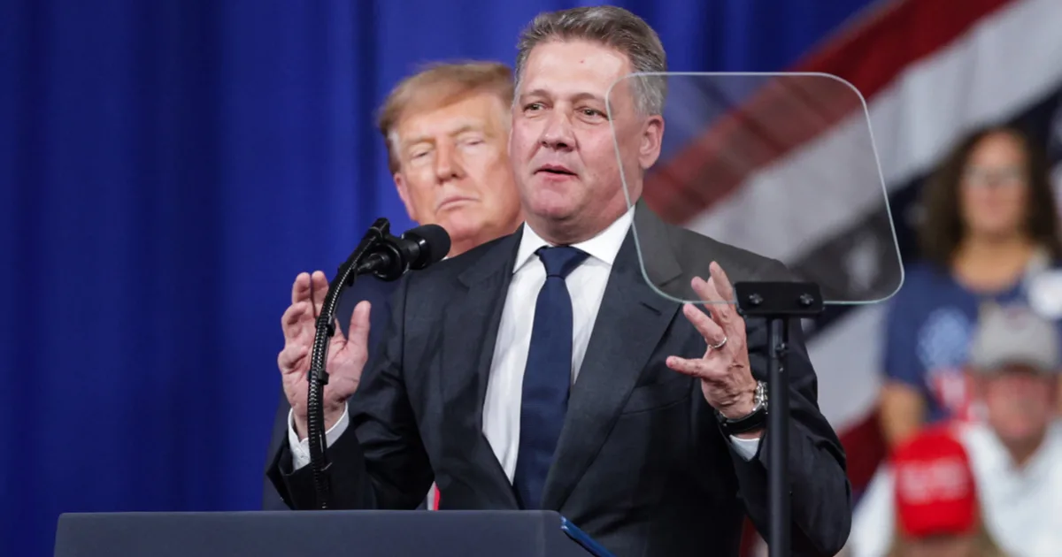 Lemondást követelnek az Audi vezérigazgatójától Trump-tüntetésen való részvétele miatt