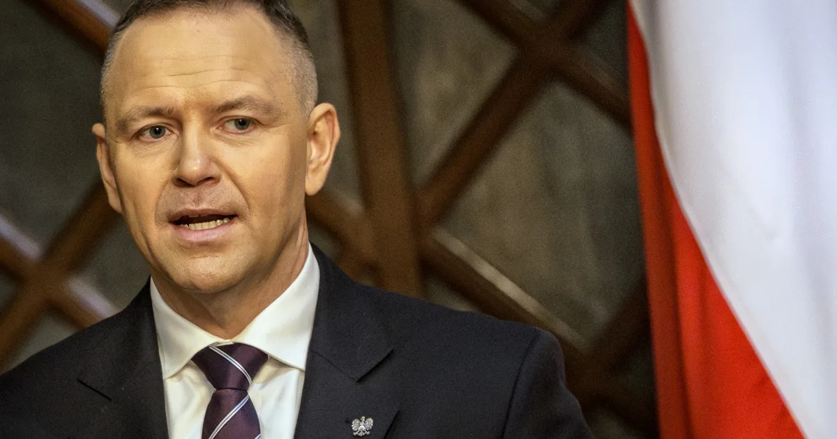 Lengyel államfő: alkotmányos puccs az alkotmánybíróság vezetőinek védelme