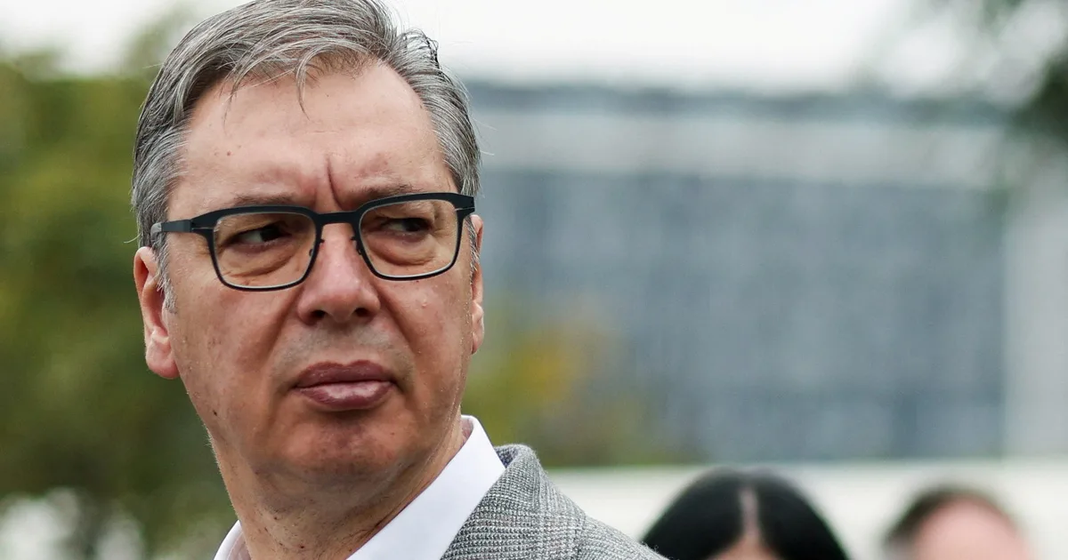Megtámadták és lökdösték Alekszandar Vucsics édesanyját